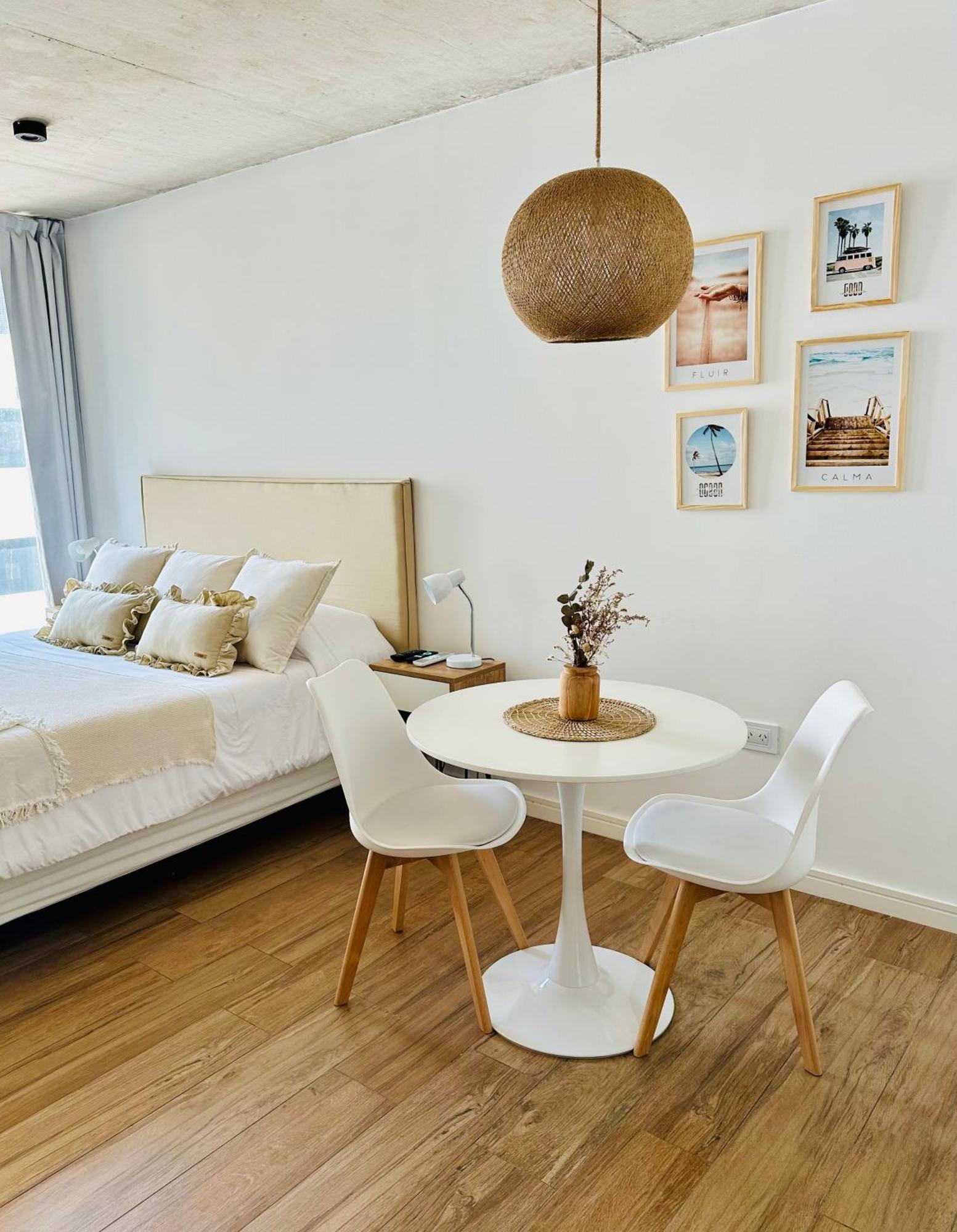 Estudio A Estrenar - Calmares Tiny Mar del Plata